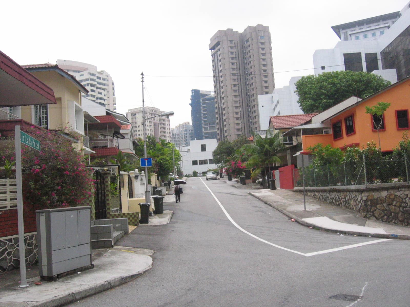 3-bedroom townhouse in Desa Ilmu, Kota Samarahan, photo 1 of 4