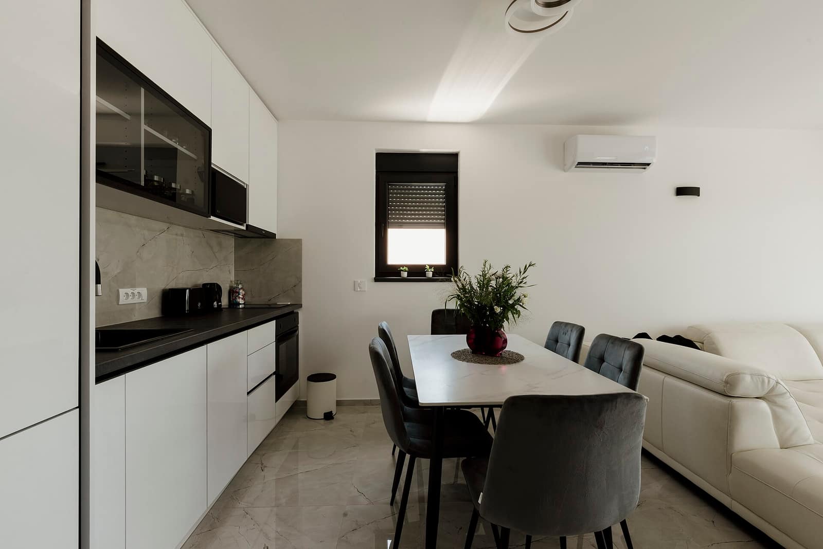 3-bedroom condo in Jalan Song, Kuching, photo 4 of 4