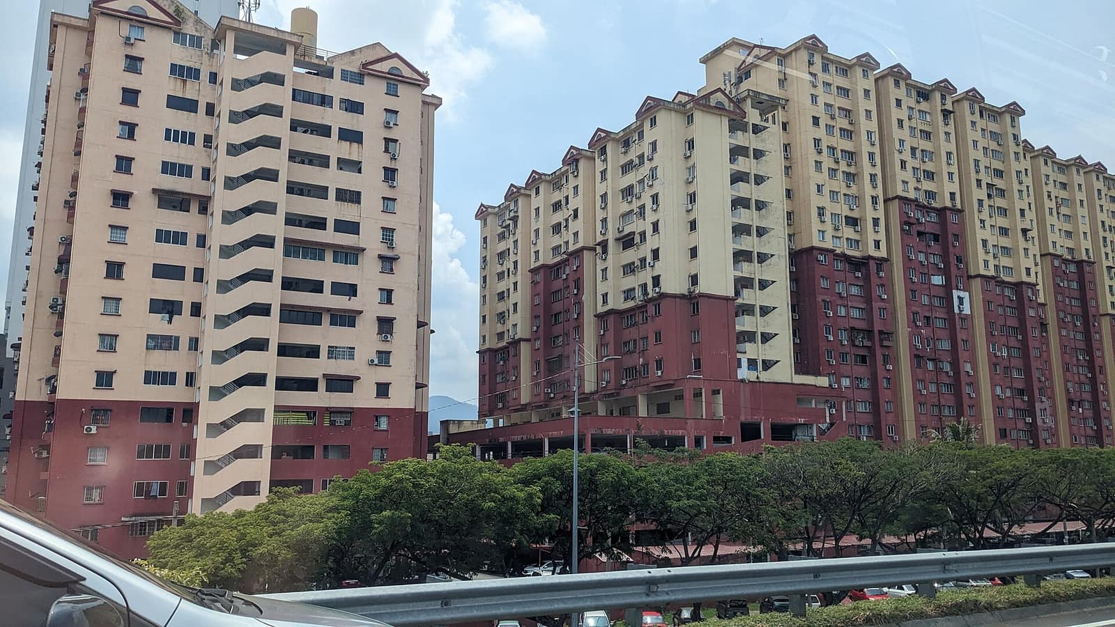 3-bedroom condo in Stutong, Kuching, photo 1 of 4