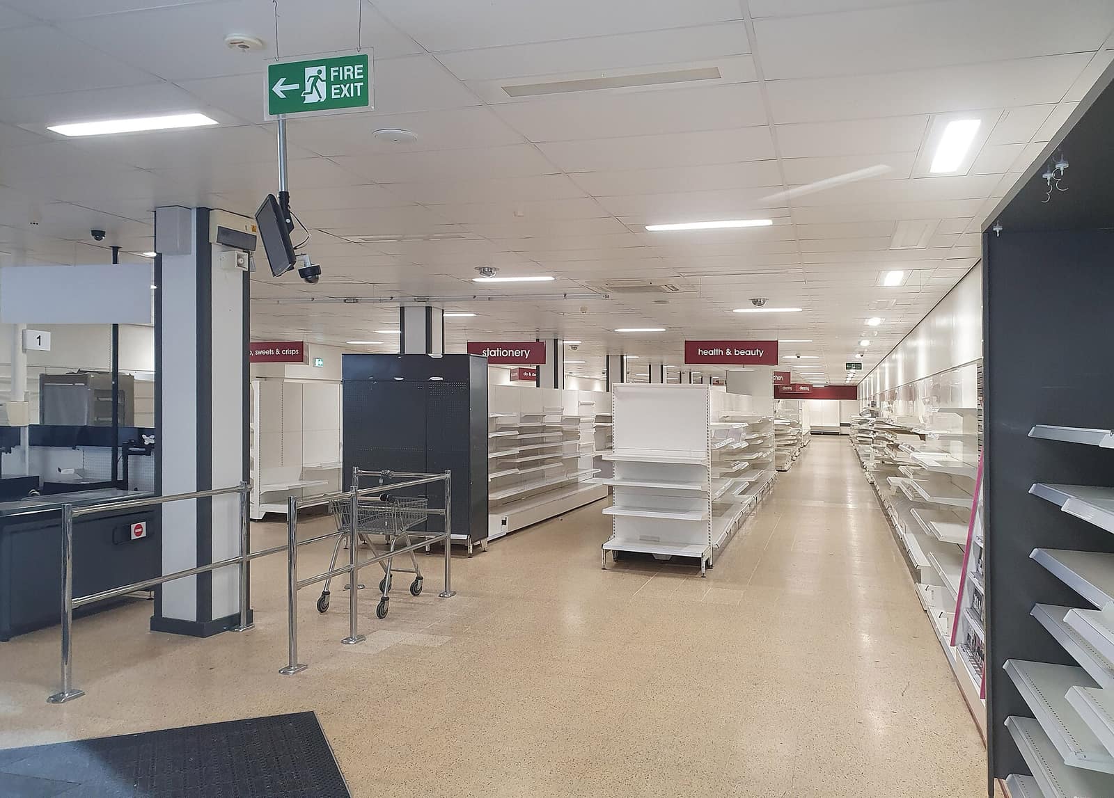 Commercial unit in Padungan, Kuching, photo 2 of 2