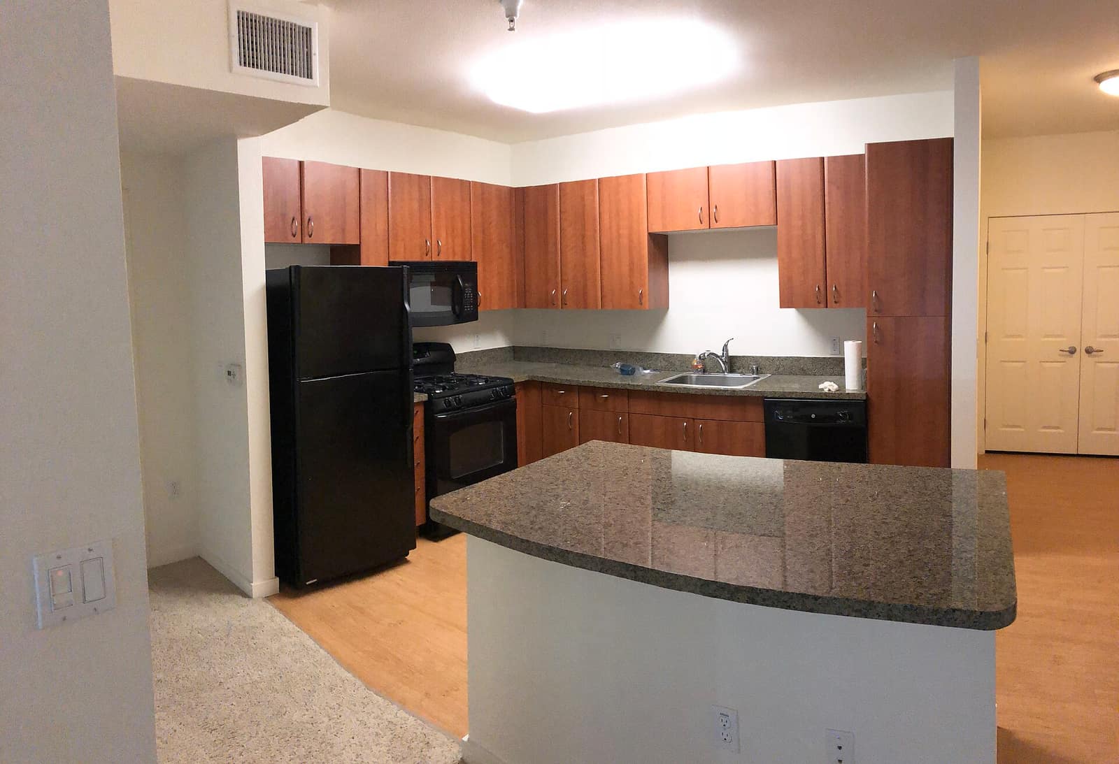 3-bedroom condo in Stutong, Kuching, photo 3 of 5