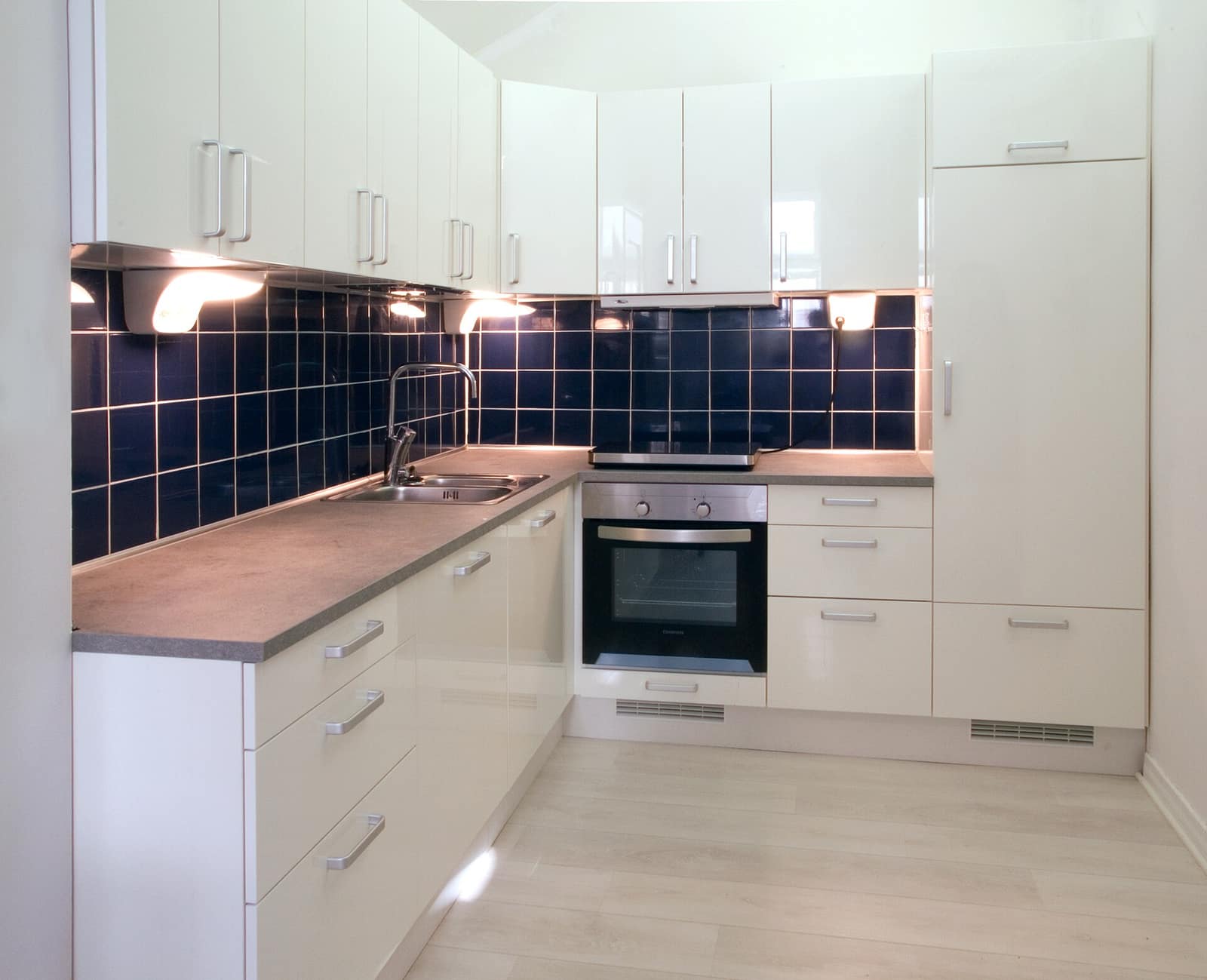 3-bedroom condo in Jalan Song, Kuching, photo 3 of 5